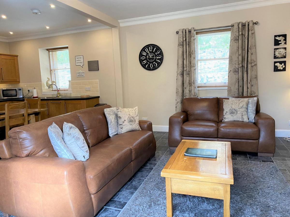 Cherry Blossom Cottage Cupar Exterior foto